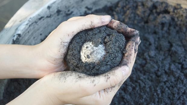 Tutorial Membuat Telur Asin Menggunakan Abu Gosok: Metode Tradisional yang Sederhana dan Efektif