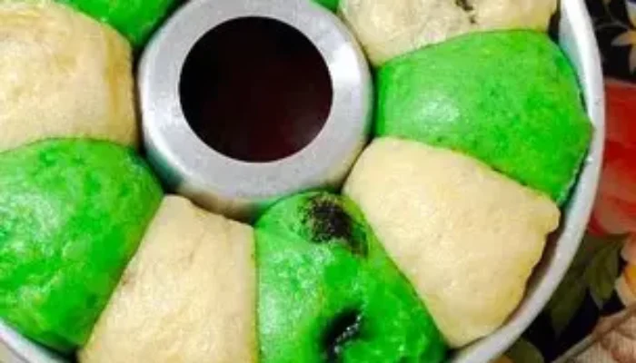Nikmati Roti Kukus Isi Cokelat Khas Brebes yang Lembut, Lezat, dan Cocok untuk Camilan Keluarga Sehari-hari