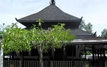 Menjelajahi Wisata Religi Makam di Brebes: Panduan Lengkap Destinasi Spiritual dan Sejarah yang Wajib Dikunjungi