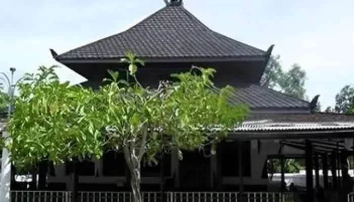 Menjelajahi Wisata Religi Makam di Brebes: Panduan Lengkap Destinasi Spiritual dan Sejarah yang Wajib Dikunjungi