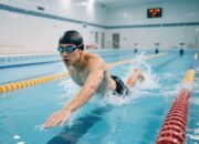 Berenang Lebih Cepat dan Efisien! Panduan Gaya Bebas untuk Semua Tingkatan