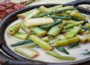 Bukan Hanya Telur Asin, Brebes Punya Sayur Lompong yang Melegenda