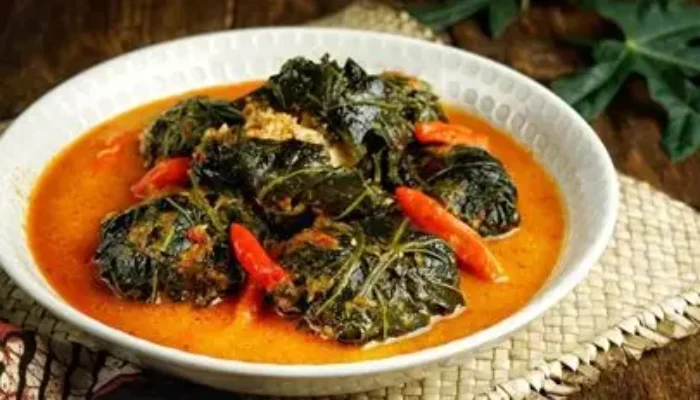 Buntil Daun Talas: Resep Tradisional Gurih dan Lezat dengan Isian Tempe dan Teri, Cocok untuk Santapan Keluarga